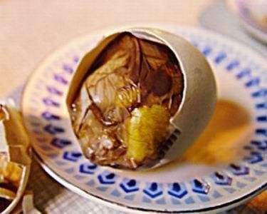 最难定义的舌尖谜题 无骨鸡爪、鸡胎蛋与两极盛宴
